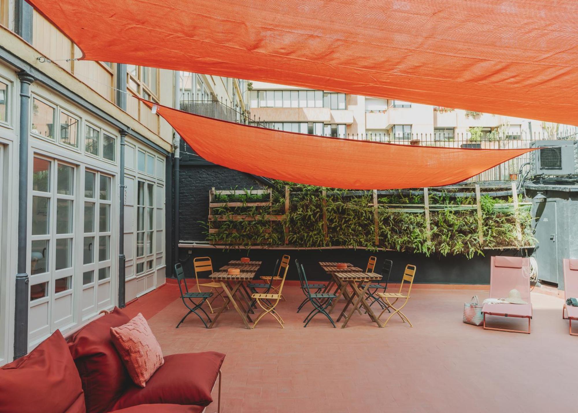 Piulet Hostel บาร์เซโลนา ภายนอก รูปภาพ